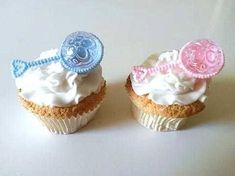 Baby Rattle Cupcakes