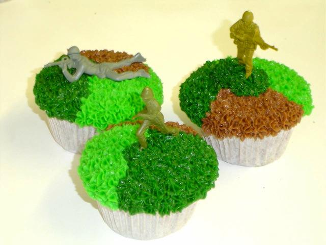 Army Cupcakes