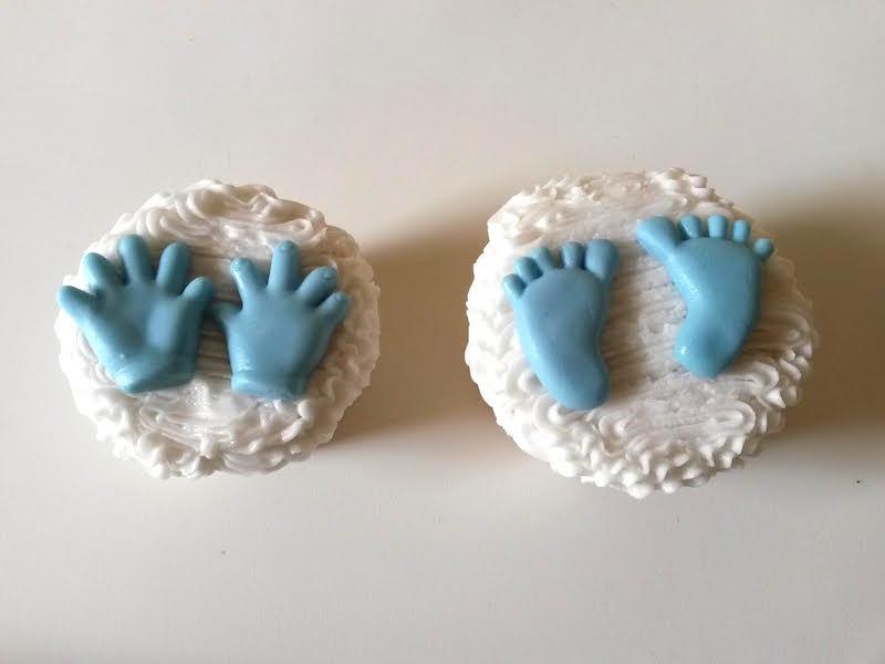 Hands and Feet cupcakes