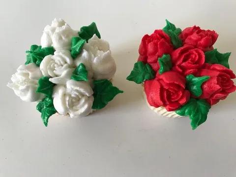 Mini Rose Bouquet cupcakes