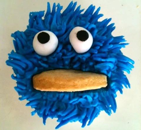 Cookie Monster Cupcake