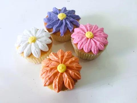 Flower cupcakes