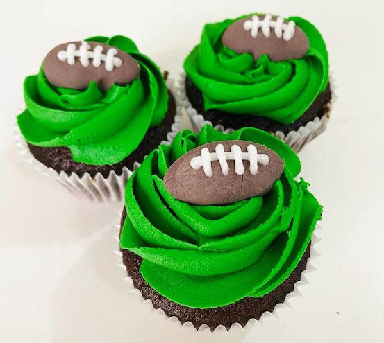 Rugby ball Cupcakes